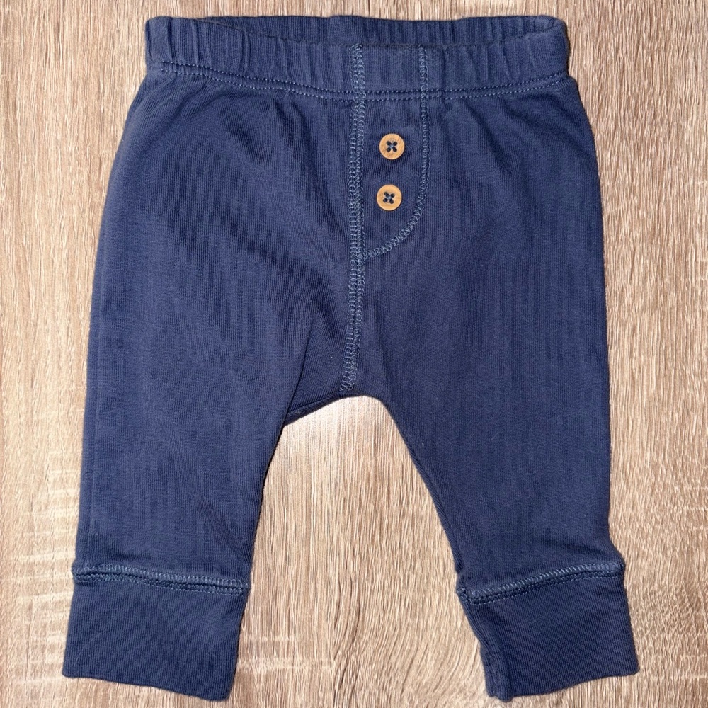 Assorted pants bundle - Picture 3 of 4
